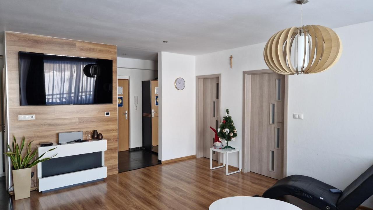 Apartment Panorama 35C - Apartman So Saunou 도노발리 외부 사진